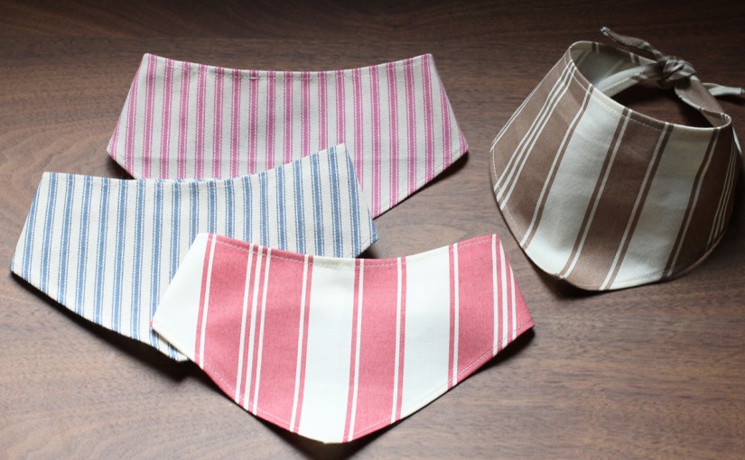 伝統的な定番ストライプ。USAファブリックを使った犬用バンダナ